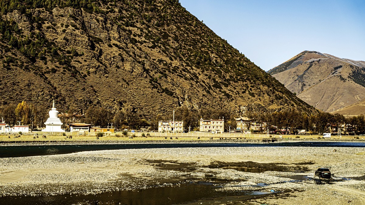 行走在318国道--新都桥段【2】