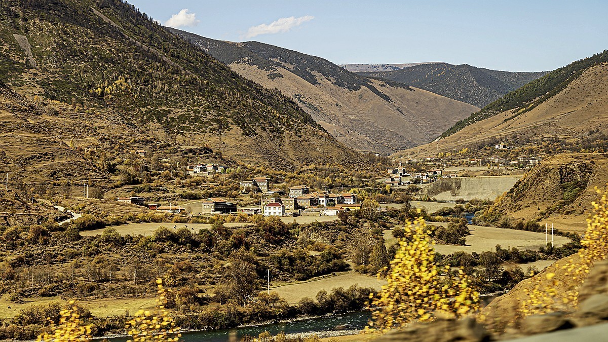 行走在318国道--新都桥段【2】