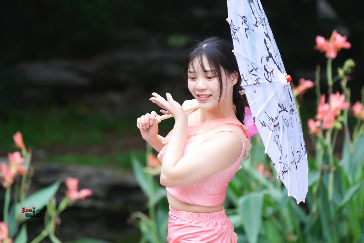 【粉色傣族少女】---佳佳