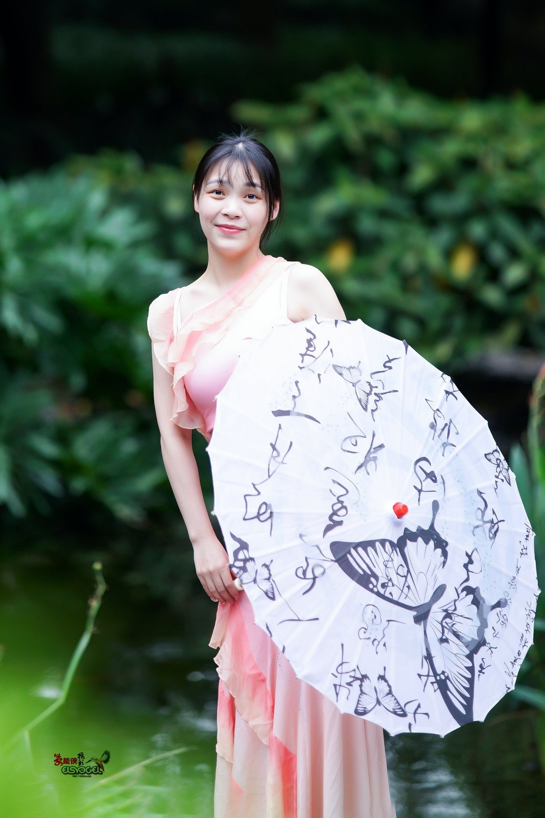 【粉色傣族少女】---佳佳