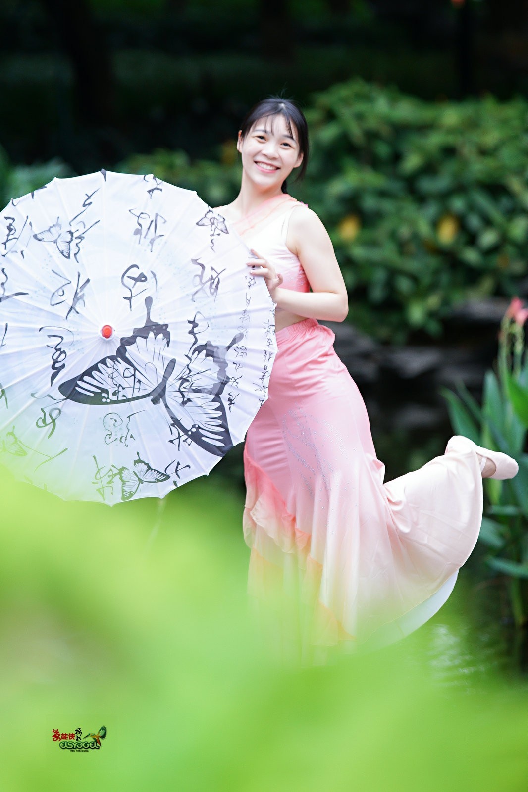 【粉色傣族少女】---佳佳