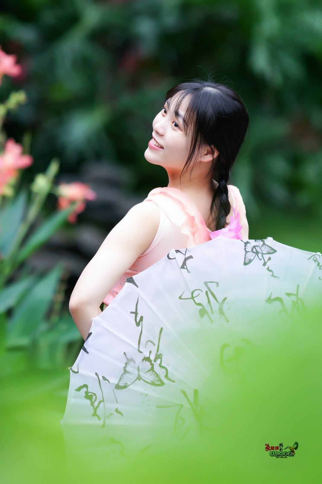 【粉色傣族少女】---佳佳