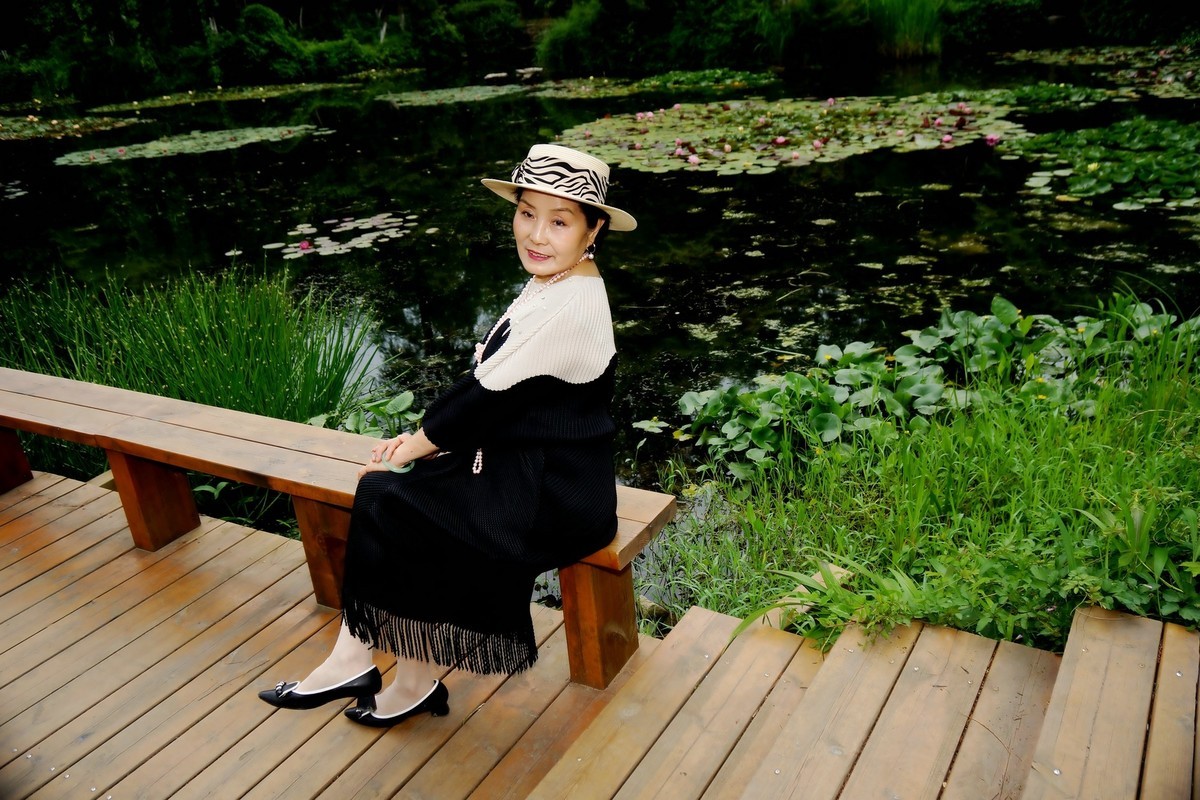 环境人像---休闲在植物园！