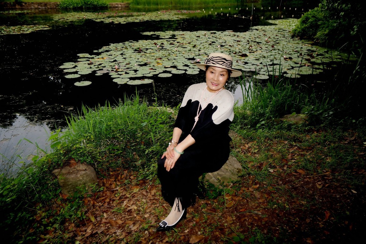 环境人像---休闲在植物园！