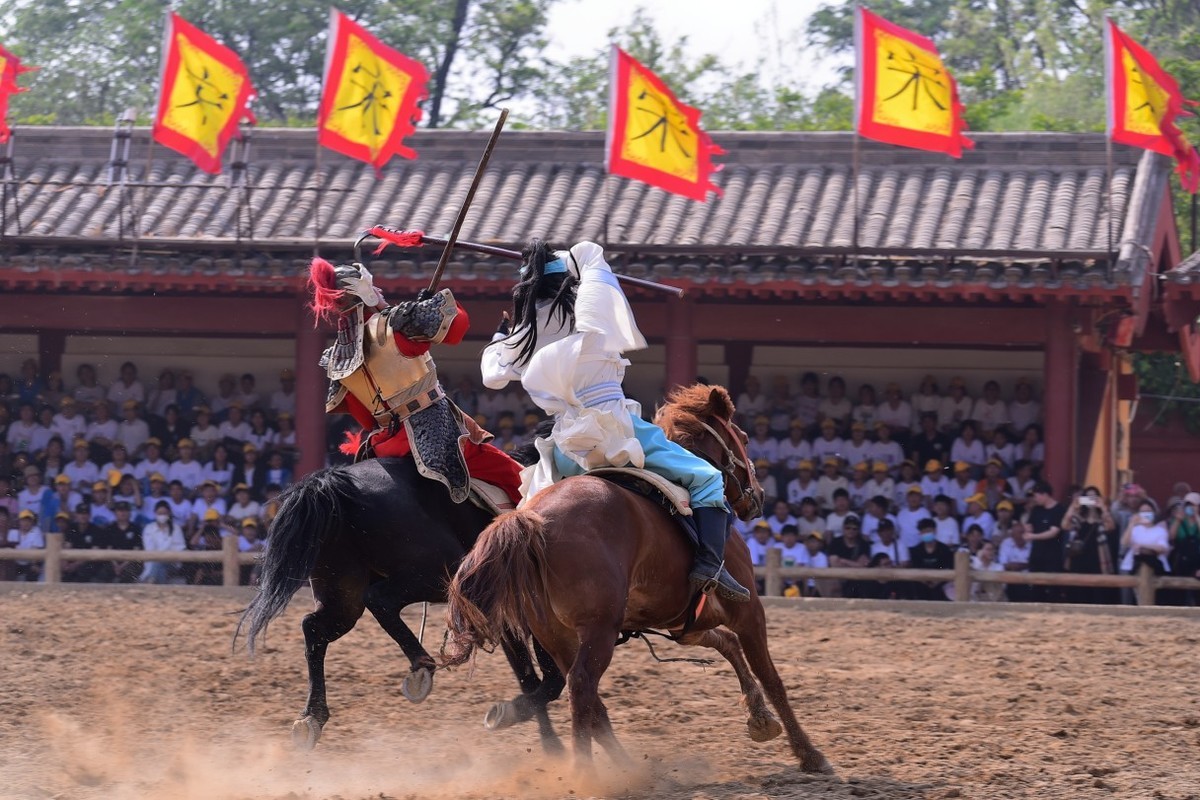 开封清明上河园一日游