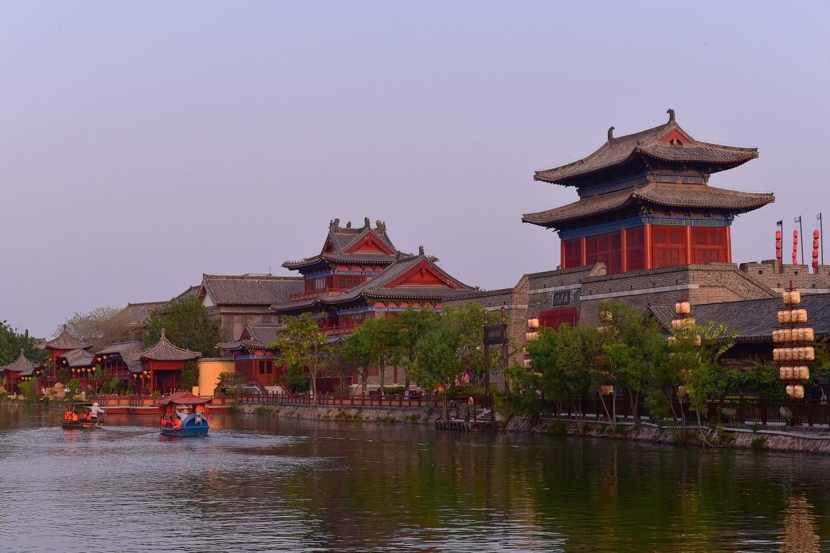 开封清明上河园一日游