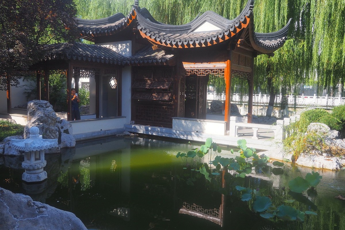 民心河畔的小公园—裕园