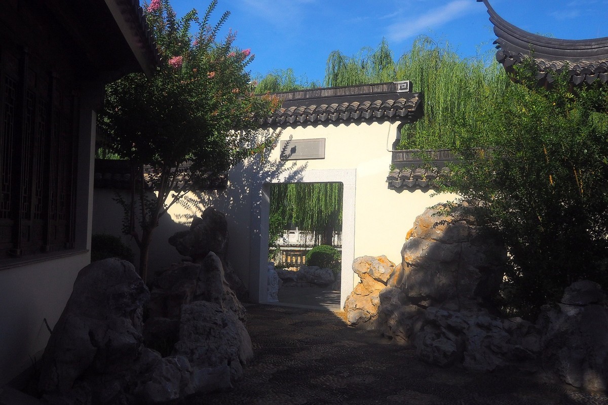 民心河畔的小公园—裕园