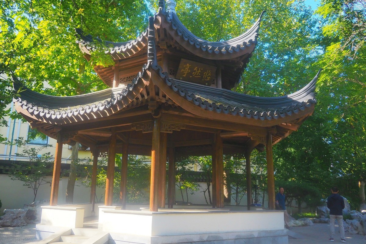 民心河畔的小公园—裕园