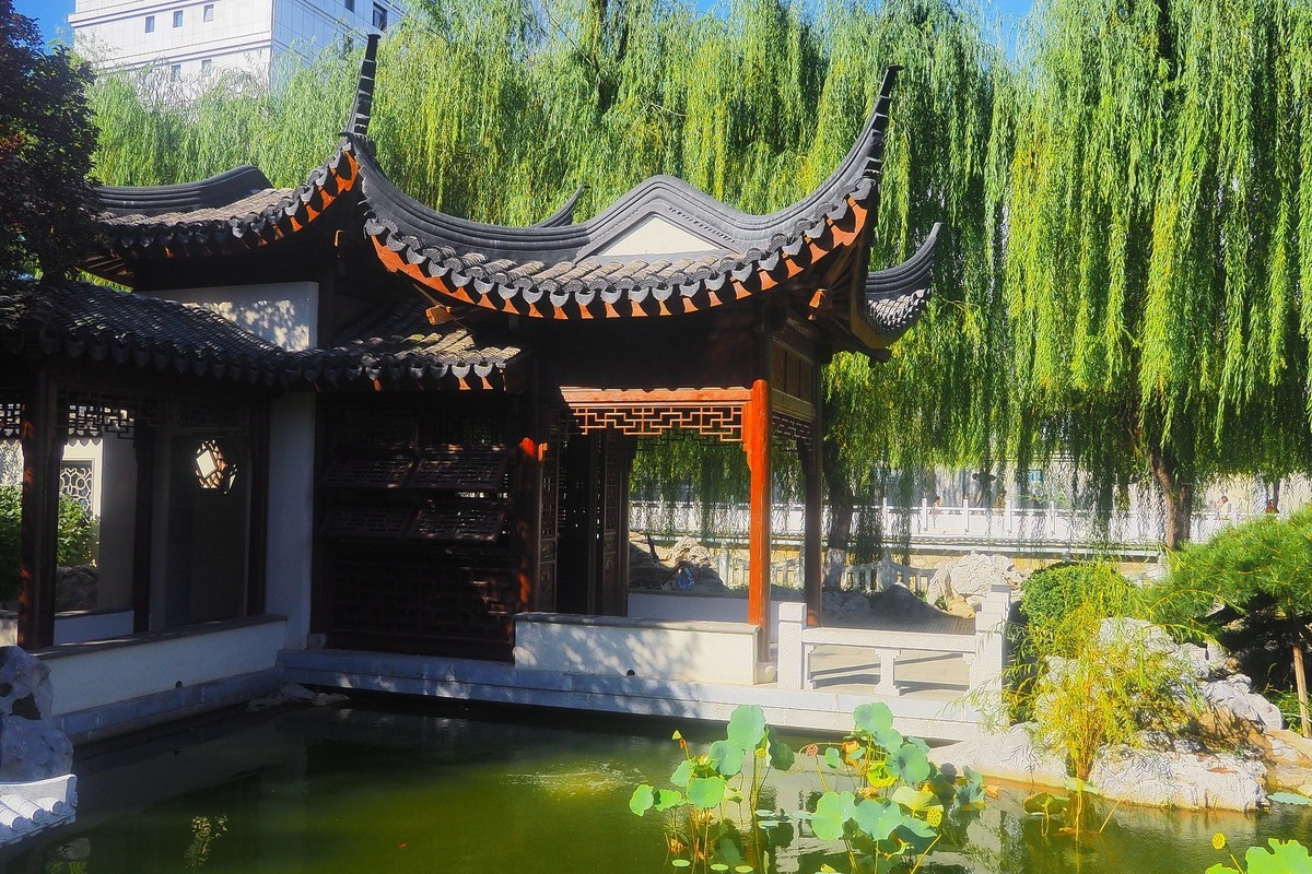 民心河畔的小公园—裕园