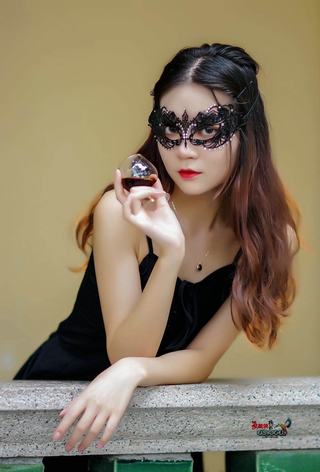 花眼罩酷女心乐