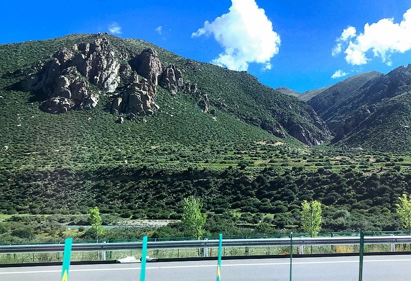 【不老松：游摄纪实】：〔07〕西藏风情！巴松措！