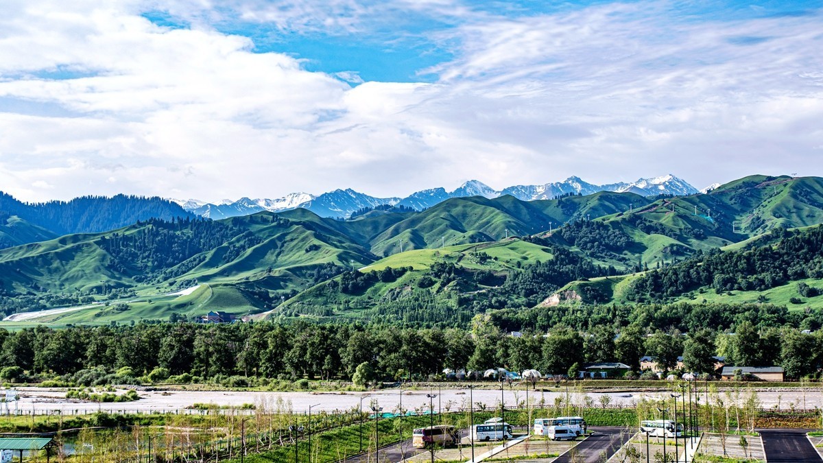 新疆行游--那拉提草原【8】