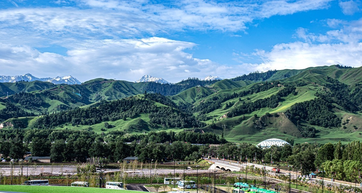 新疆行游--那拉提草原【8】