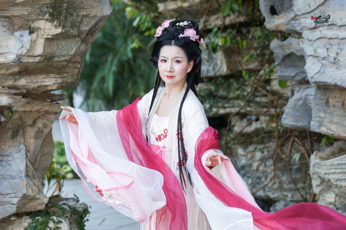 【后花园仙女】--- 婉灵