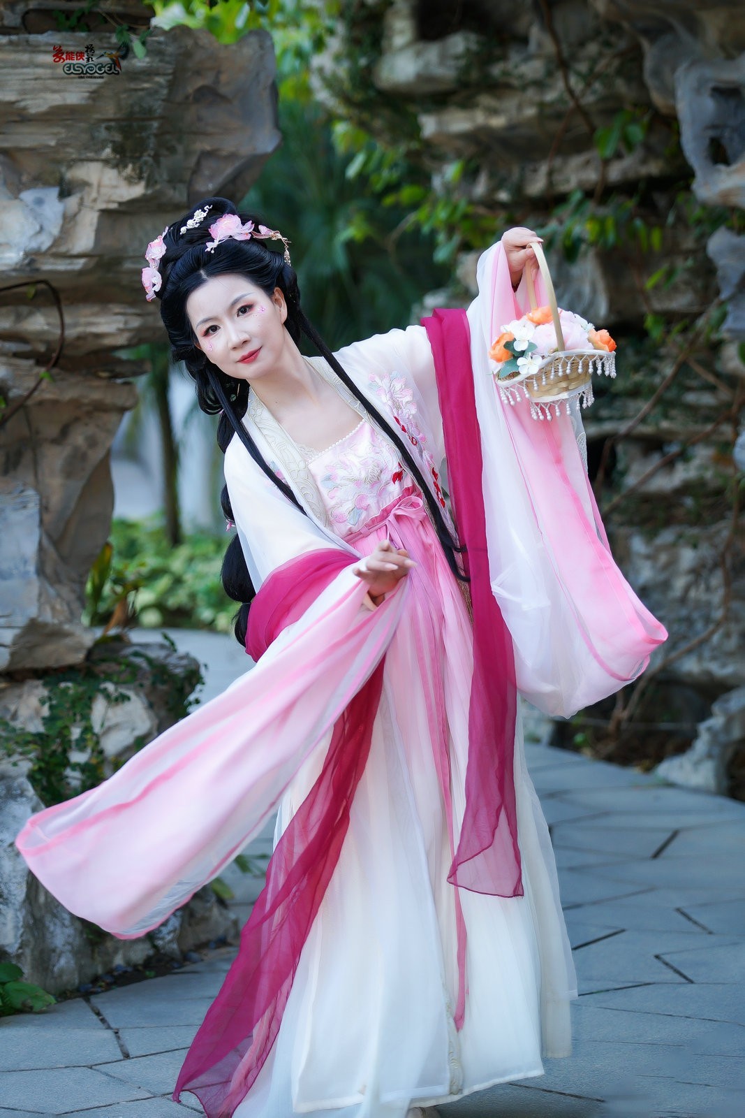 【后花园仙女】--- 婉灵