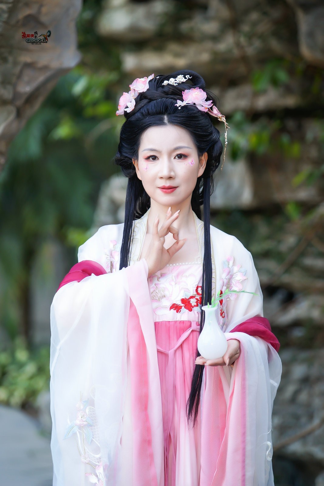 【后花园仙女】--- 婉灵