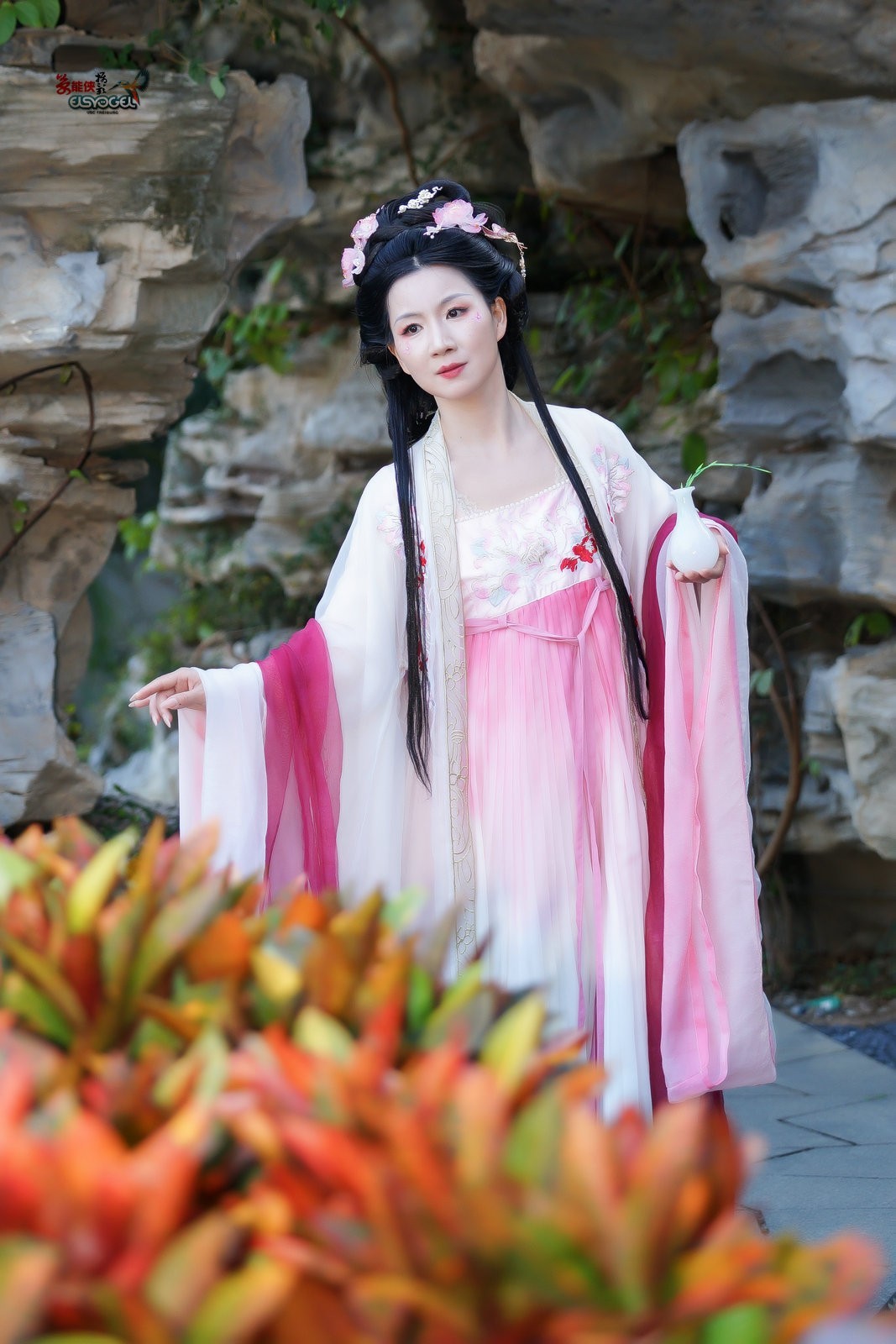 【后花园仙女】--- 婉灵