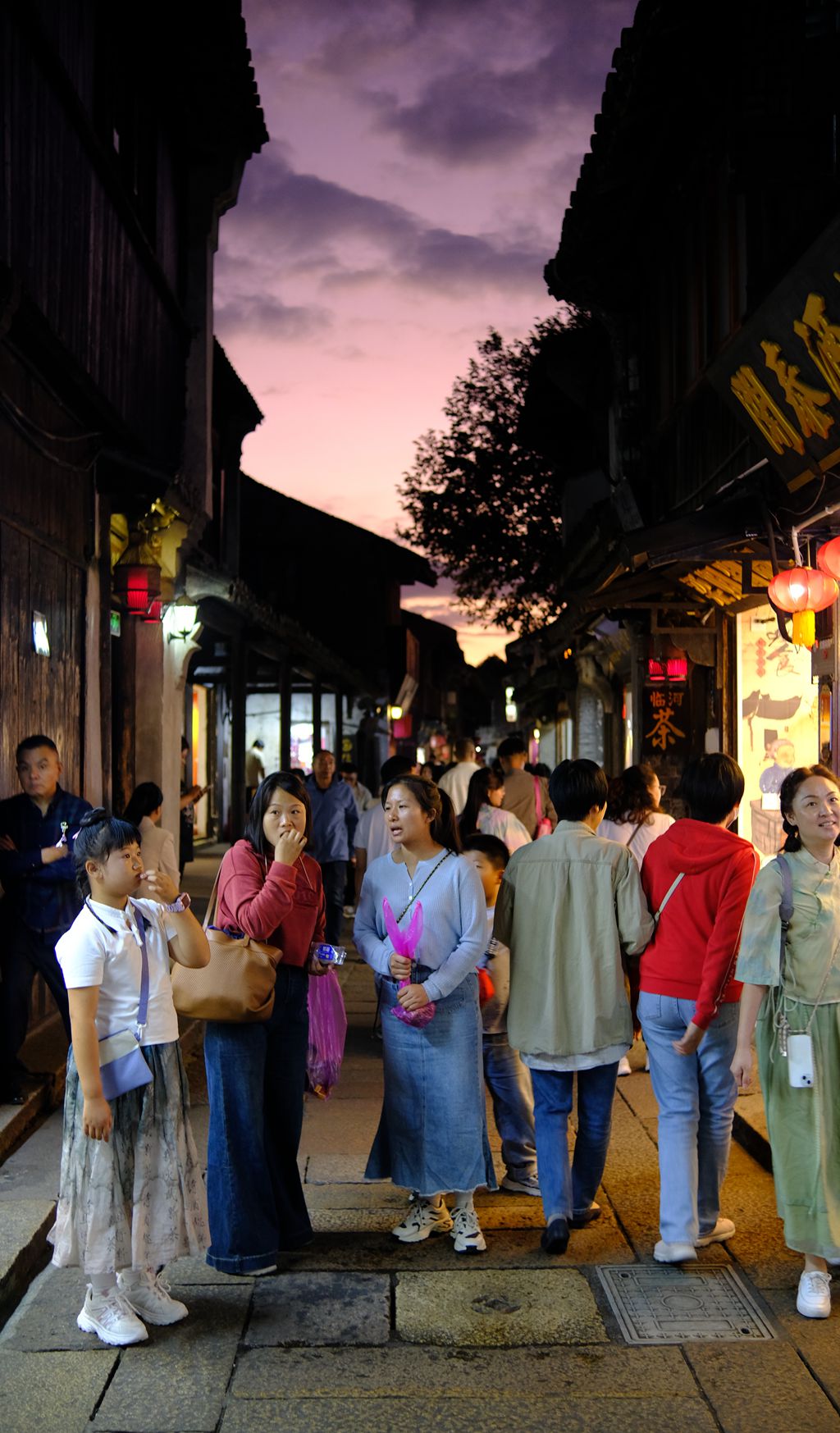 夜游西塘