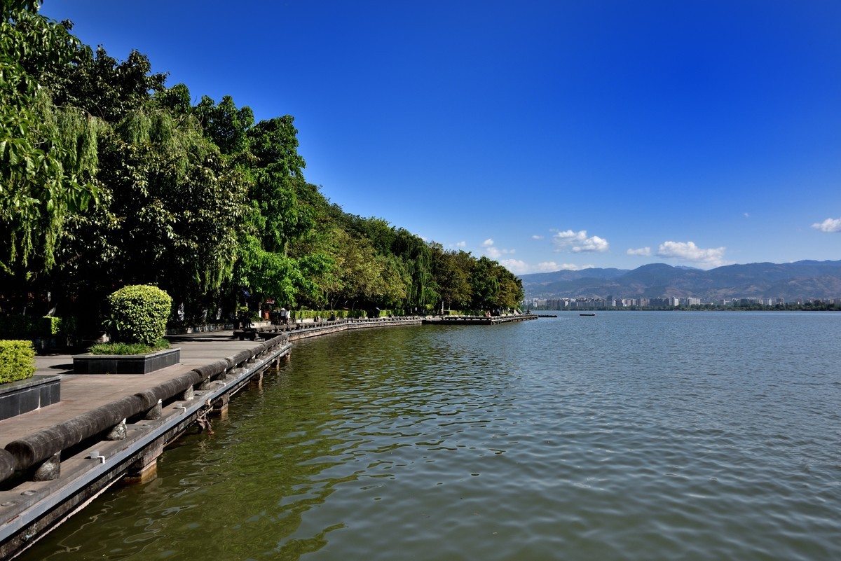 邛海湖畔【15】