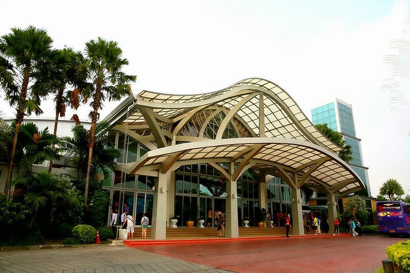 【不老松:游摄异国风情:新、马、泰!】(141)珠宝店外景! (1)