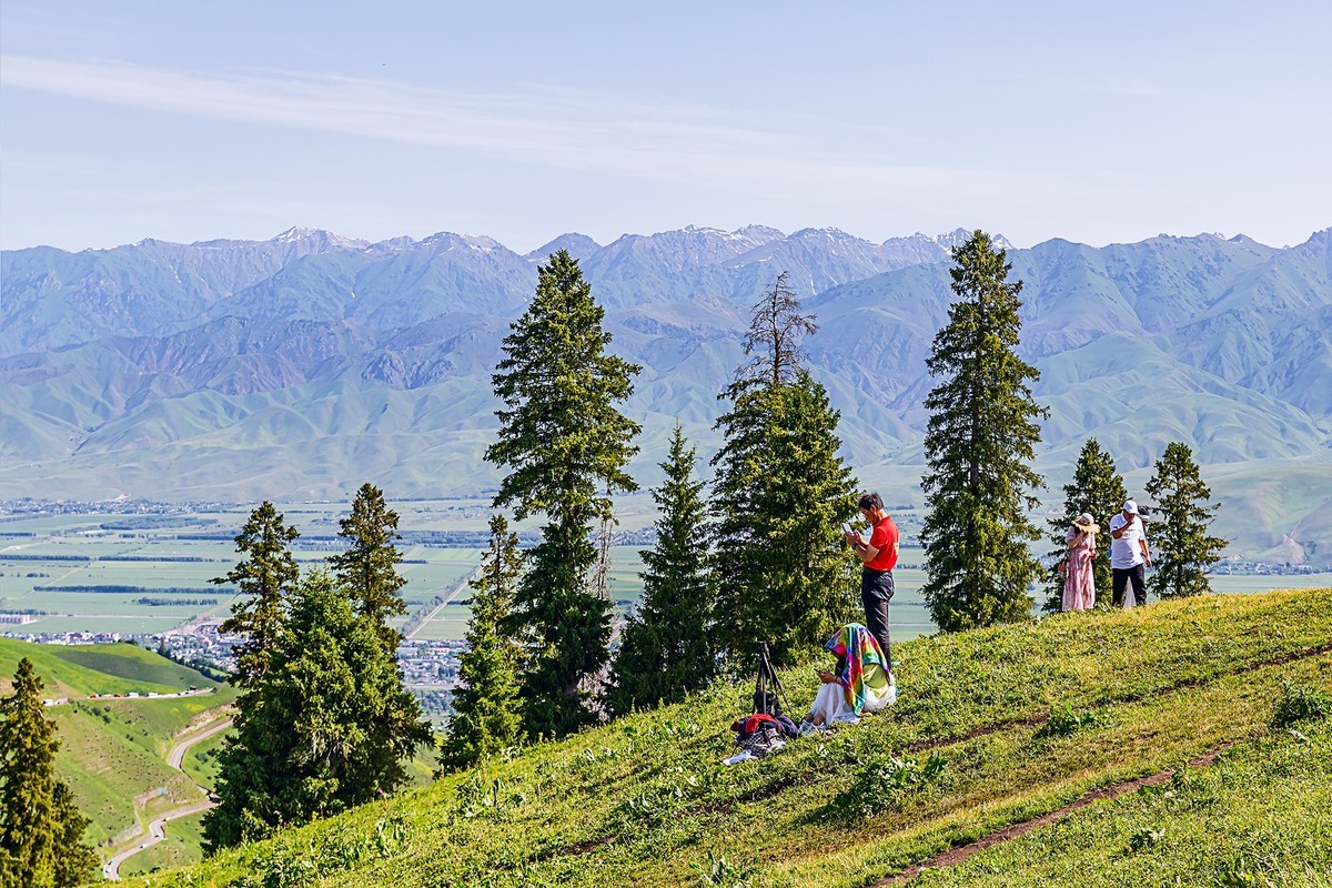旅游记录 ：新疆 · 穿越独库公路 · 第二天 · 那拉提草原（1）