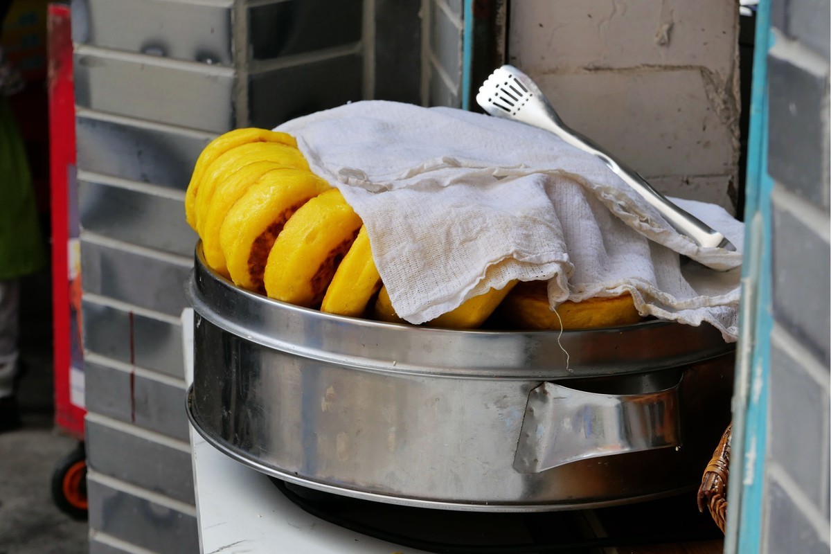 马家巷小吃街重装开业，去看吃的，光看不吃