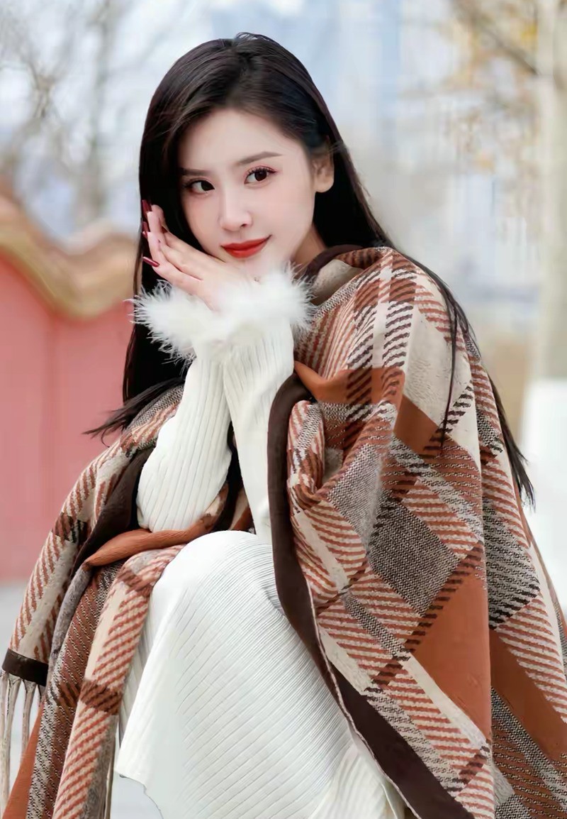 湖南大学女生--小娜