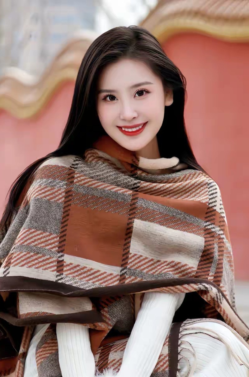 湖南大学女生--小娜