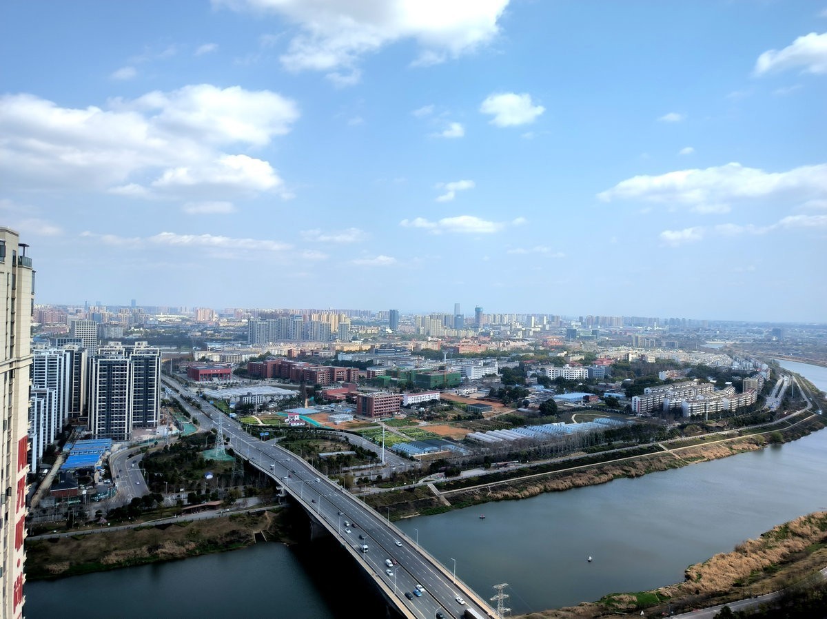 漫步星城 走街串巷（659）灯火通明照夜长