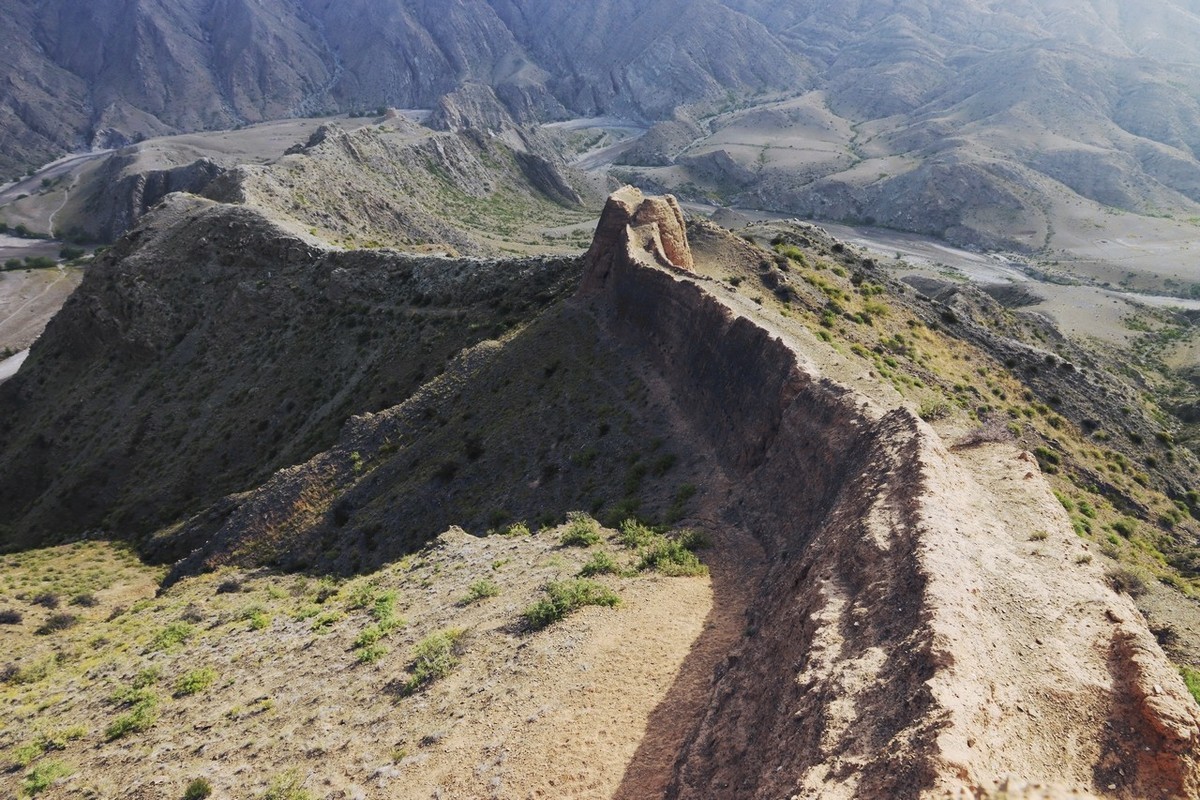 90D贺兰山里拍长城