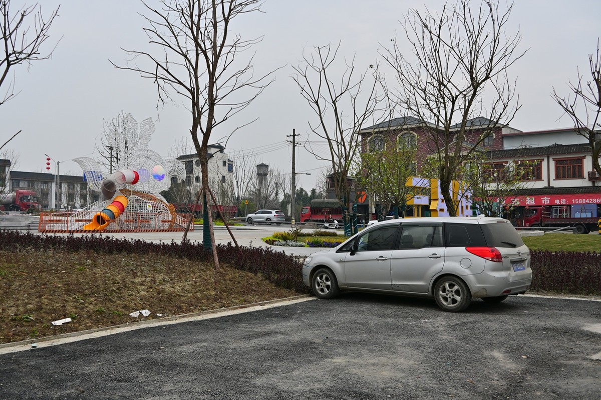 星空体育平台堆镇南兴花桥附近废弃建筑