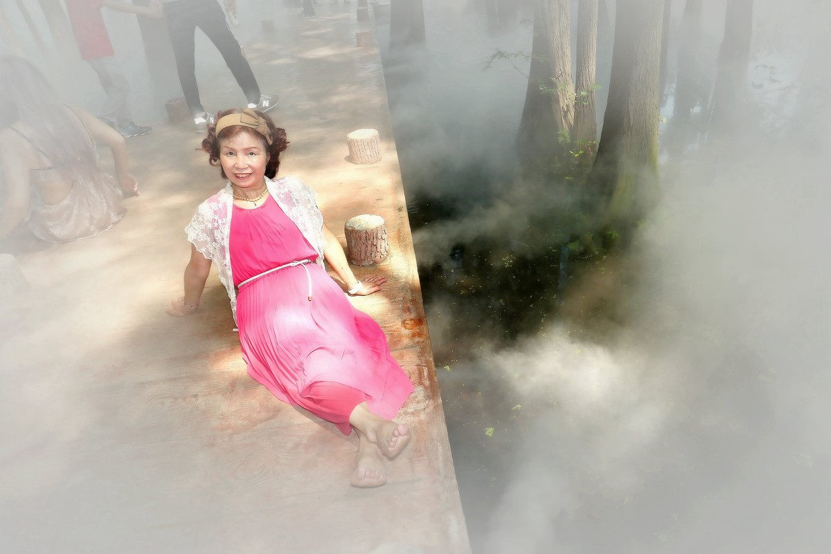 环境人像---东湖落雁岛上！