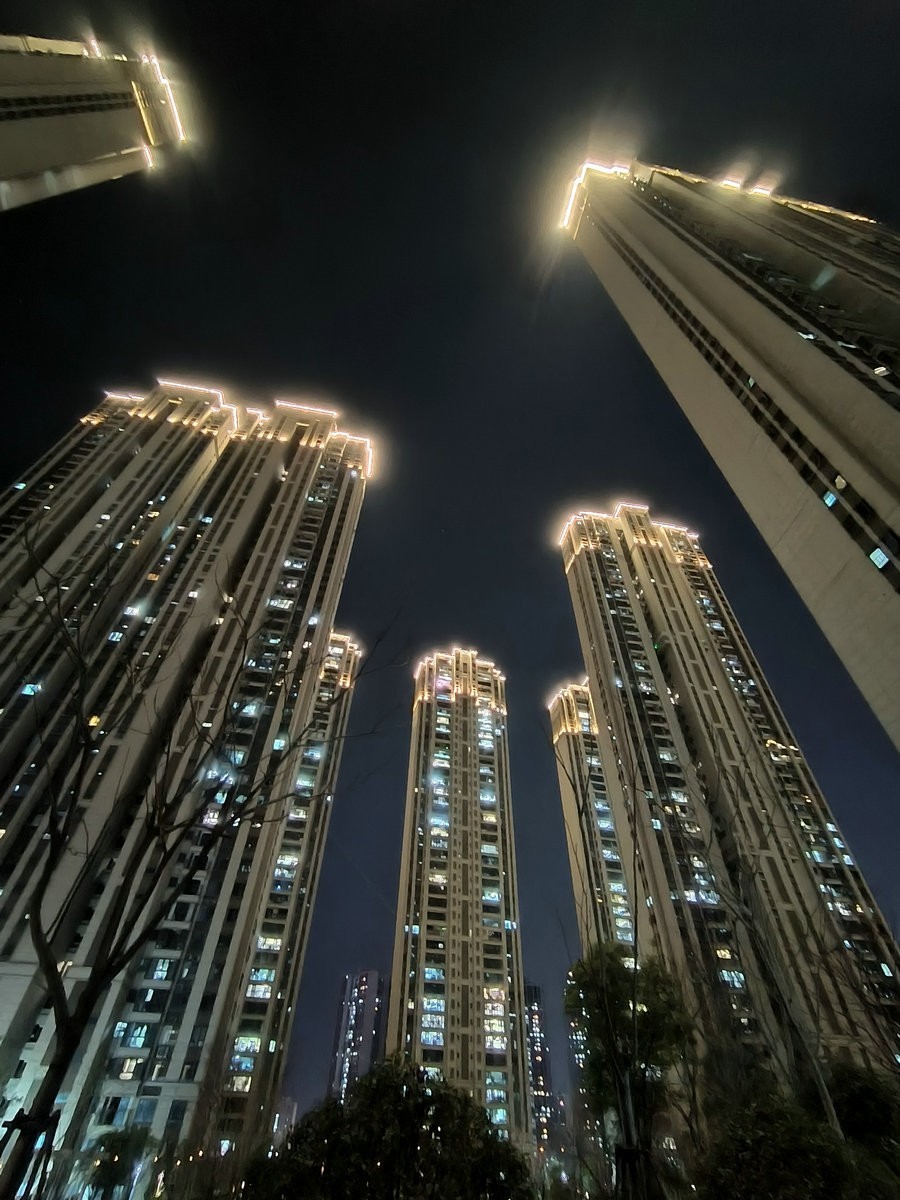 漫步星城 走街串巷（660）繁星点点伴月光