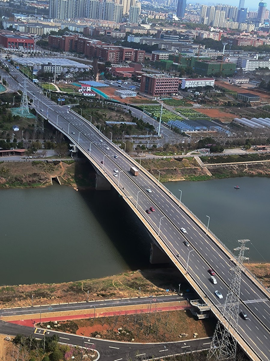 漫步星城 走街串巷（660）繁星点点伴月光