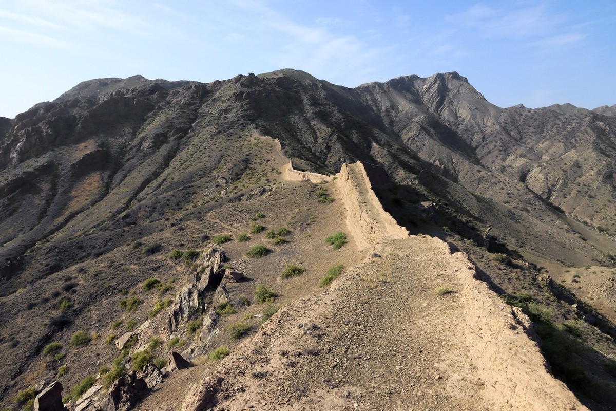 90D贺兰山里拍长城