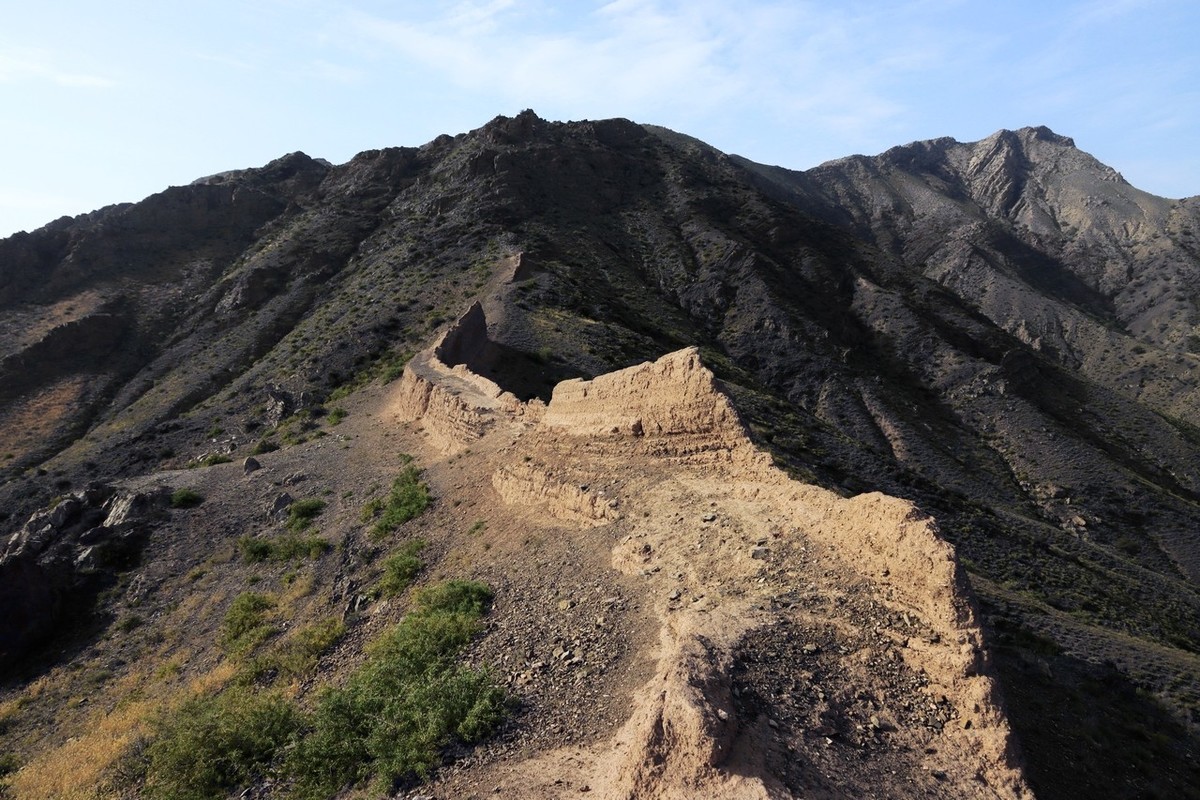 90D贺兰山里拍长城