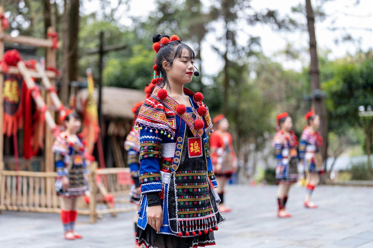 第十届中国（连南）瑶族文化艺术节成功举行_ 视频中国