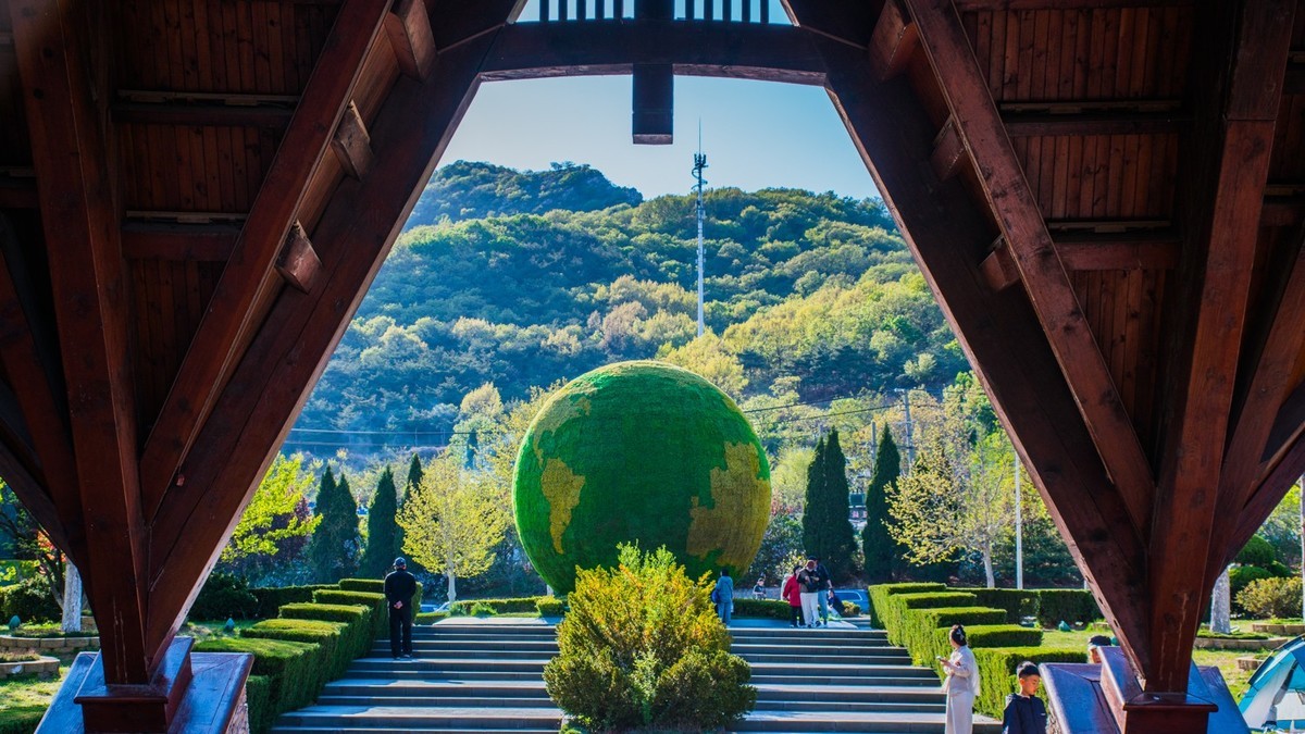 “ 五 一 ”棠 梨 湖 （ 五 ）