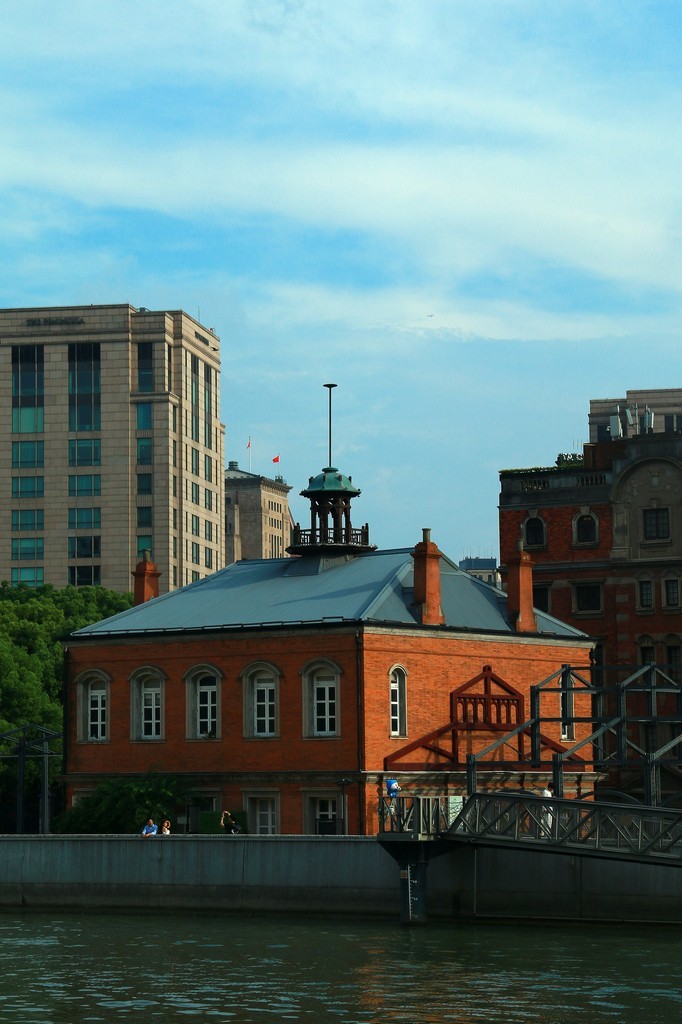 随手拍拍黄浦江边的建筑（5）