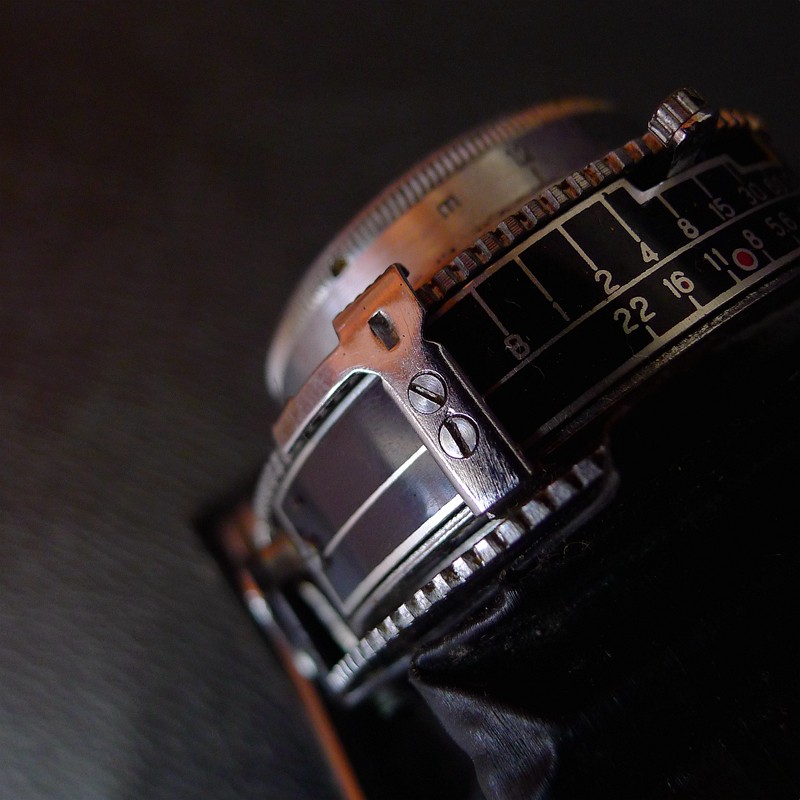 伊拉克成色的老相机