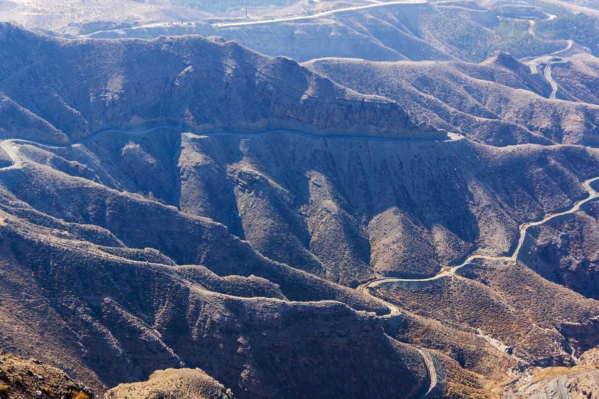 内蒙乌海市甘德尔山所见