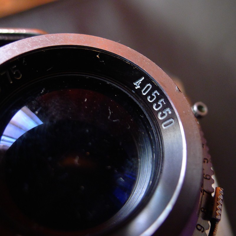 伊拉克成色的老相机