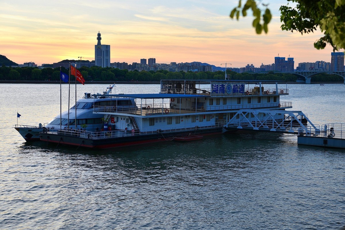 长沙湘江风光带盛夏美景(2)