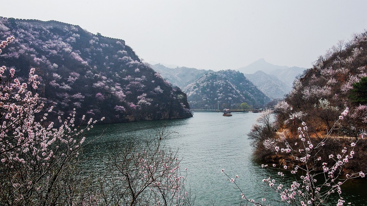 黄花城水长城初春 三