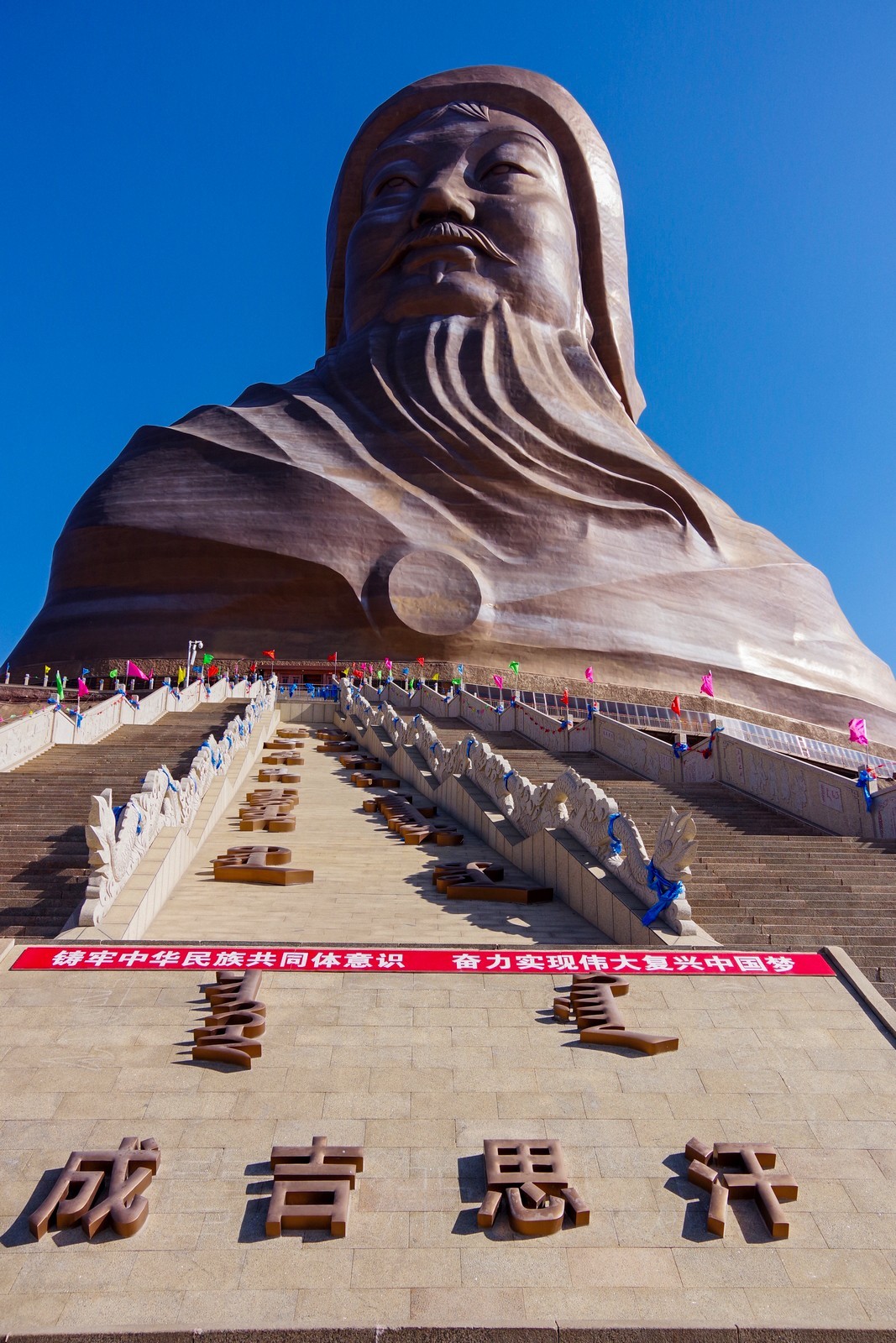 内蒙乌海甘德尔山所见