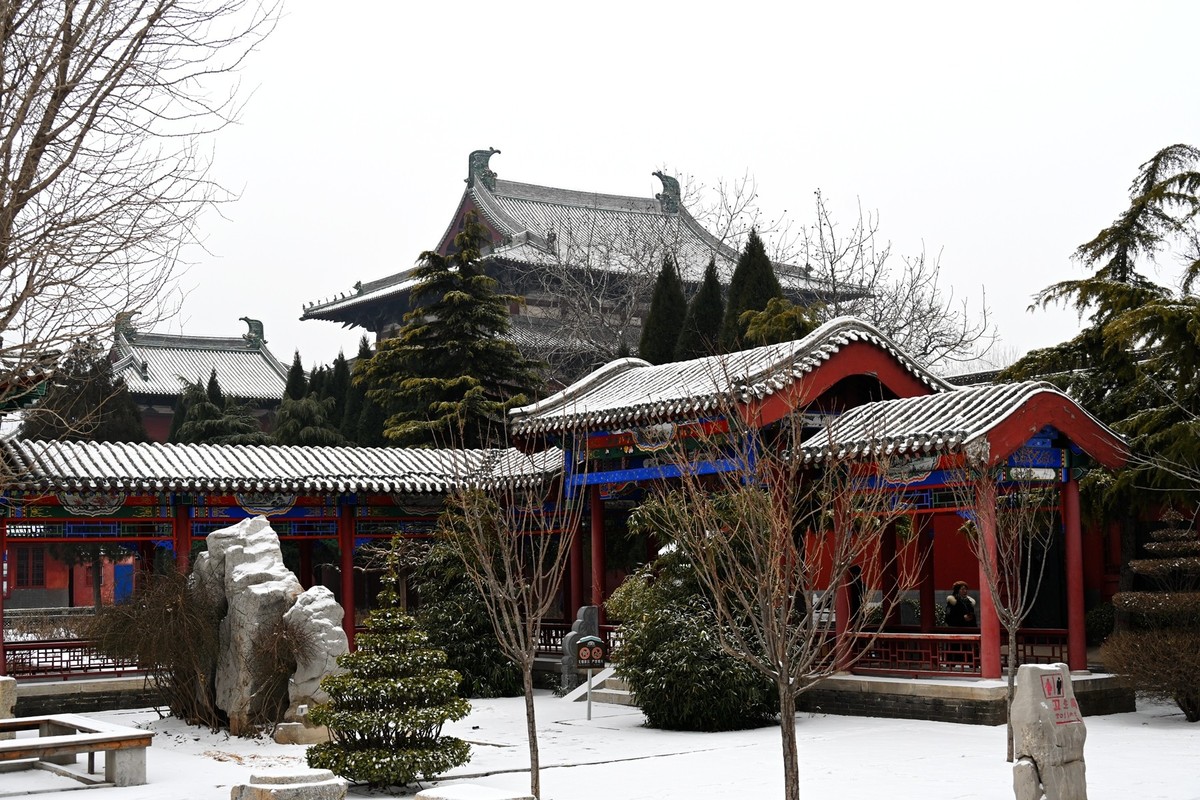 古寺迎春雪    元宵节快乐
