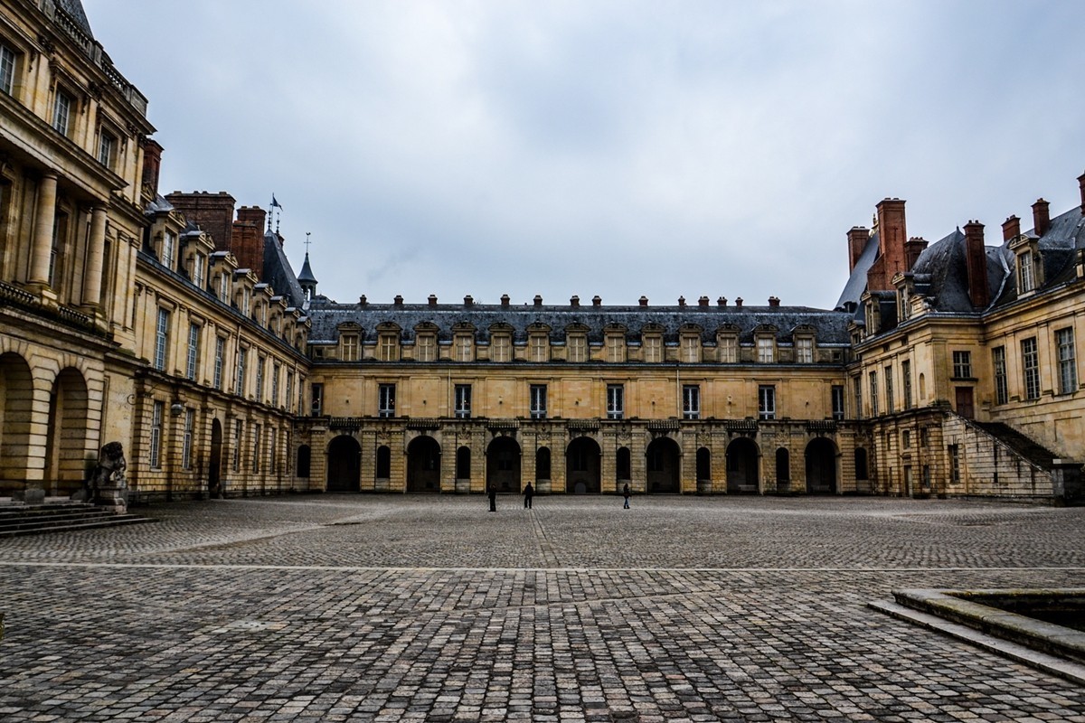 皇家行宫“枫丹白露”（巴黎）