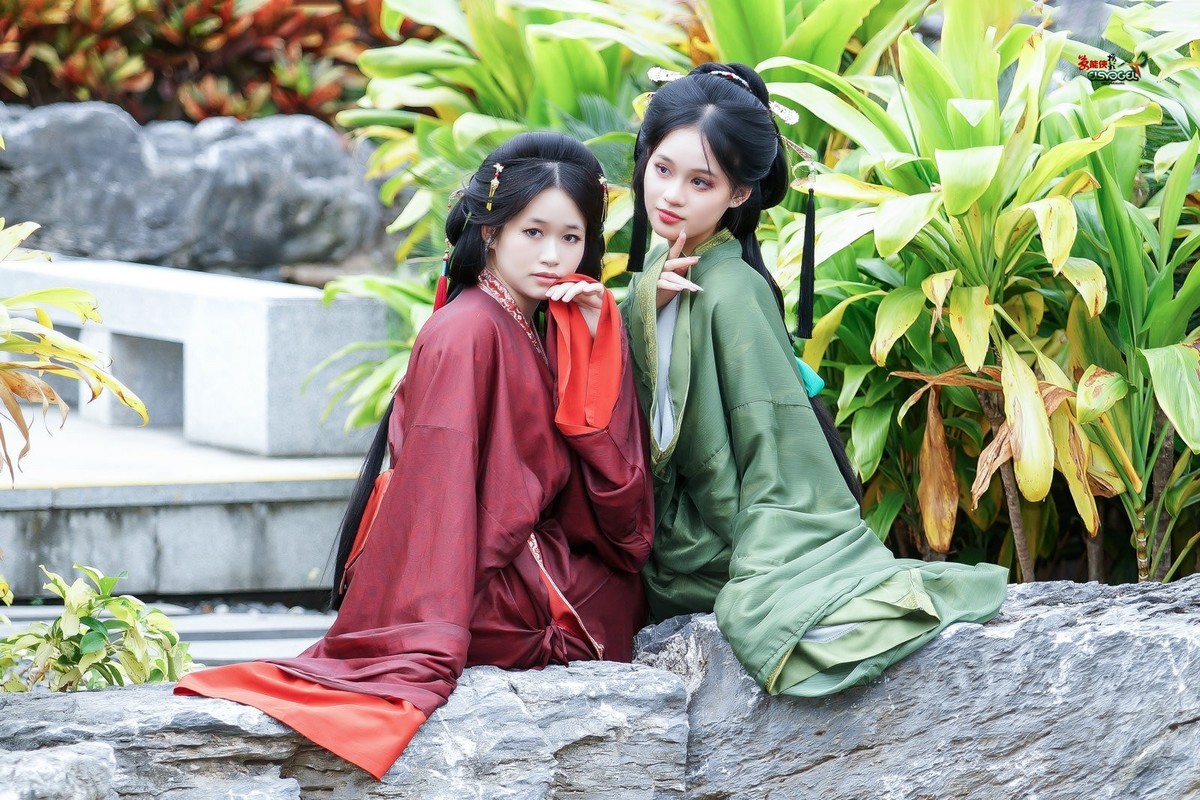 【战国袍姐妹花】---蕴岚、筱婷