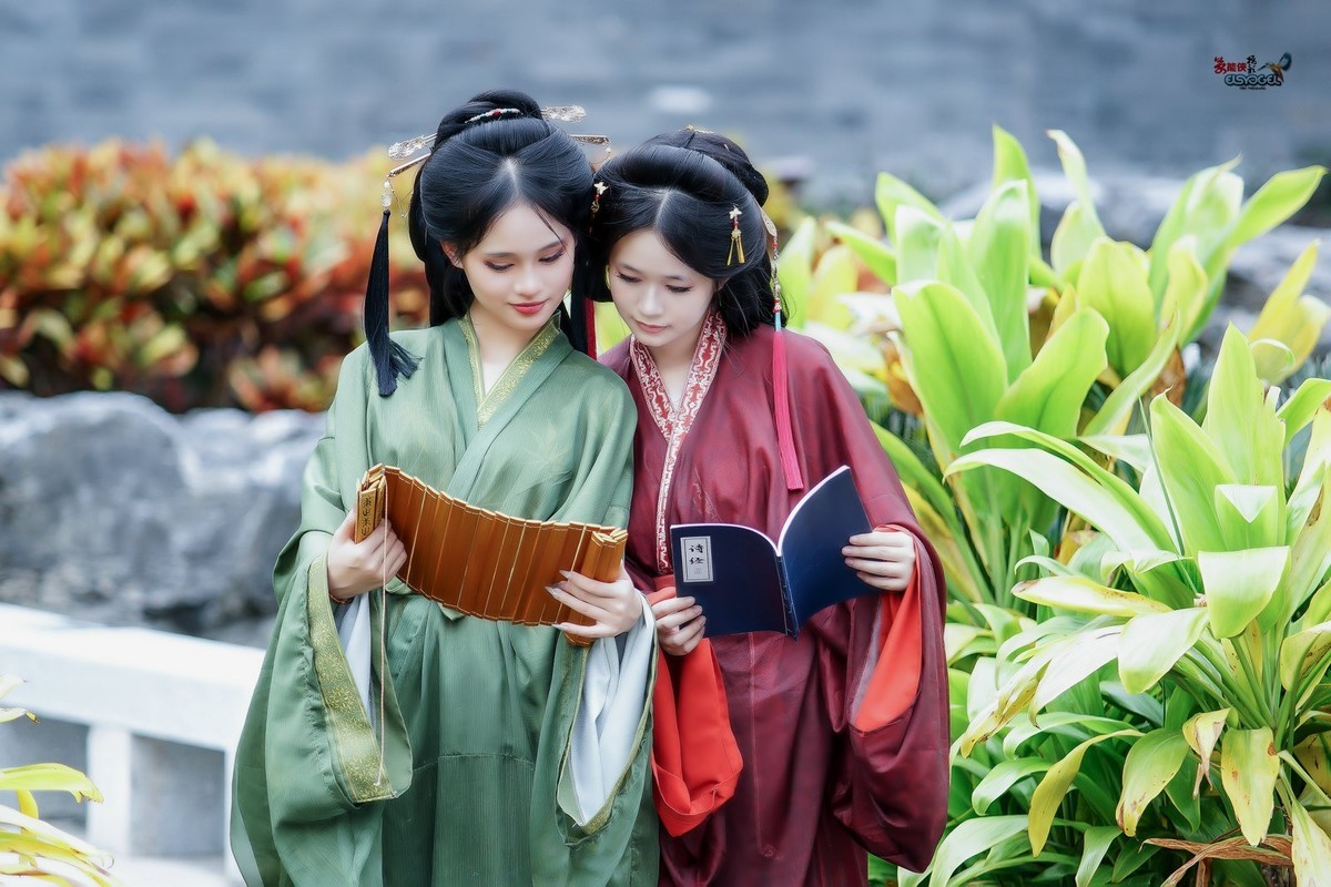 【战国袍姐妹花】---蕴岚、筱婷